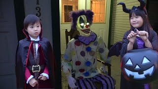 こうくんねみちゃん トリックオアトリート！ハロウィン ご近所回ってお菓子をもらう video