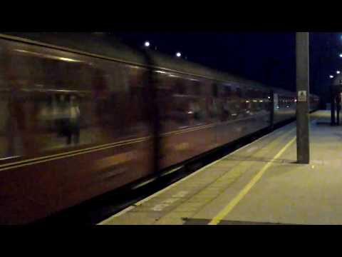 WCRC Class 47 Passes Through Tring Carnforth Steam Town - Southall Wcr 09/10/17