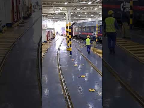 ICN 1983 (22.11.21) Traghetto Messina