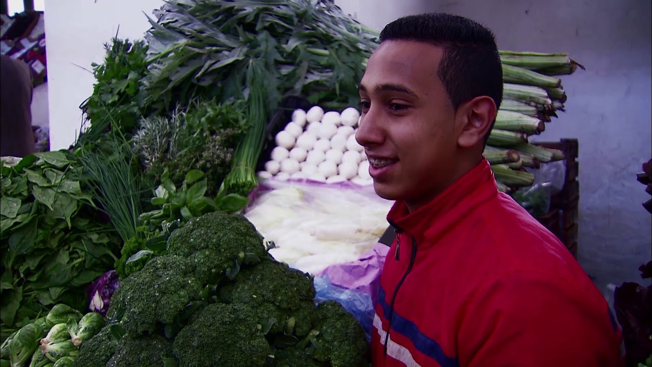 Les savoirs, savoir-faire et pratiques liés à la production et à la consommation du couscous