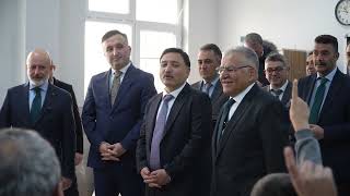 vali cicek ve baskan buyukkilic ogrencilerin karne heyecanina ortak oldu