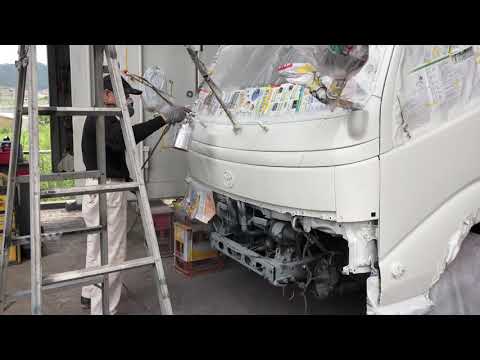 トラック１２３のお仕事！トラックのキャビン塗装作業、養生作業