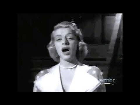 Rosemary Clooney w/The Hi-Lo's - Blues in the Night   (rare clip) ©1954