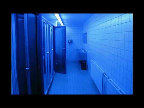 "amigo - kanbo i britni" but you're in a bathroom at a party