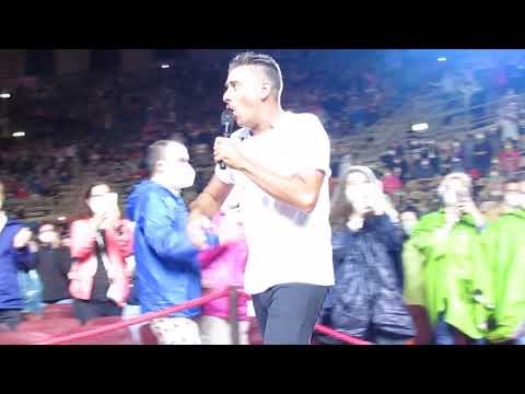 FRANCESCO GABBANI IN ARENA E VICEVERSA  - OCCIDENTALI'S KARMA & VICEVERSA A CAPPELLA