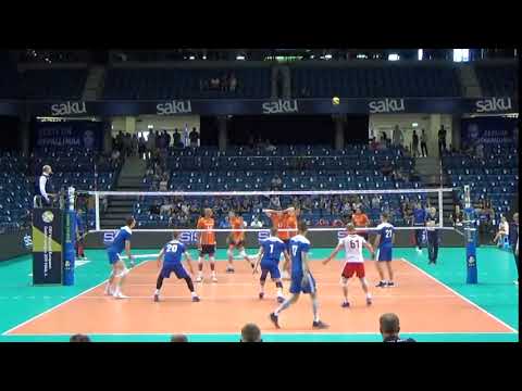 Võrkpall24.ee | Fabian Plaki keelatud kahe käega serv Euroopa Kuldliiga poolfinaali matšpalli ajal