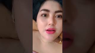 Download lagu Mella Barbie mp3