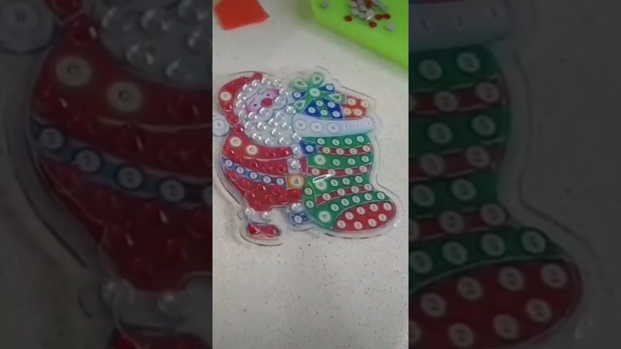 Christmas diamond keychain #funactivities #diy #diamond #christmas #keychain