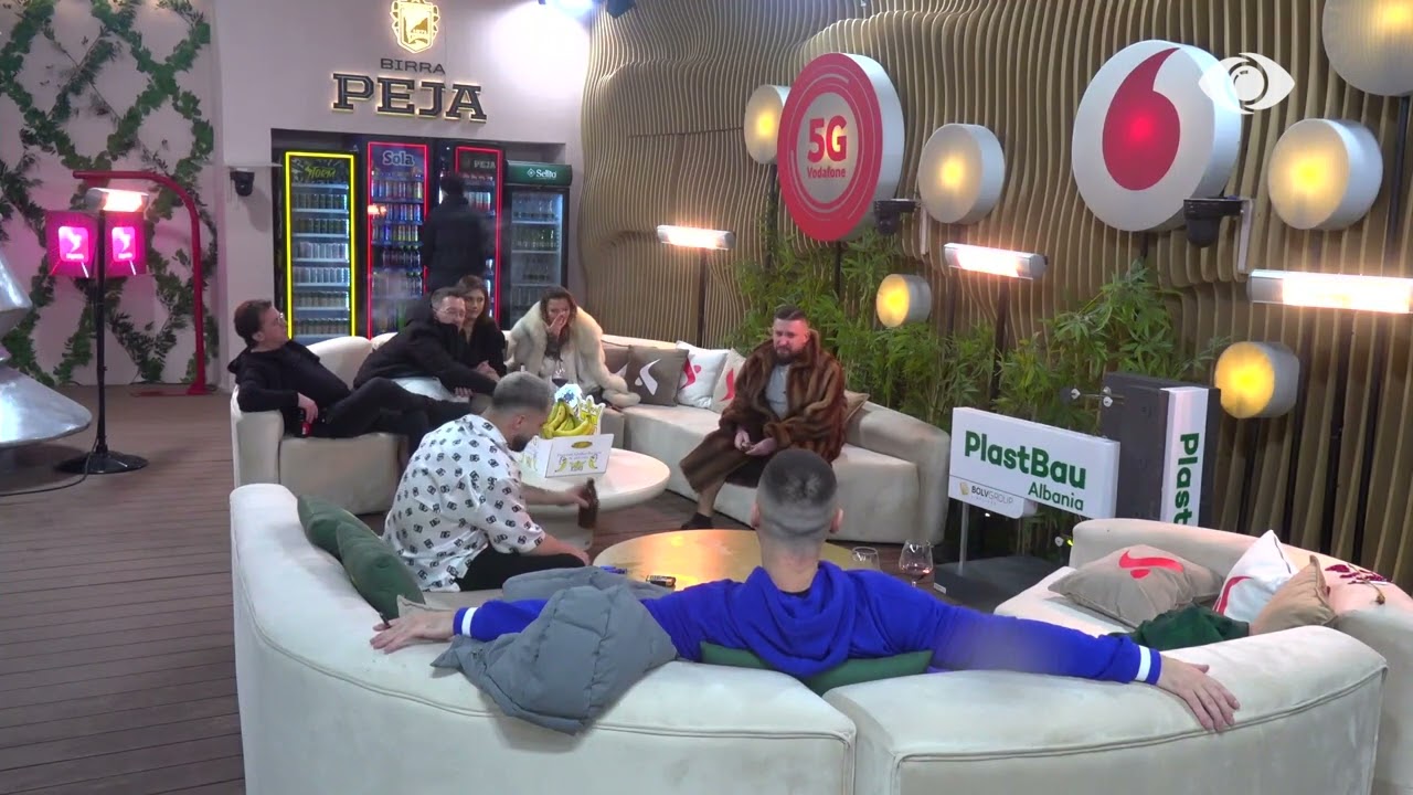 Kush mendon se del?/ Gjesti bisedon me banorët për nominimin: E ha ti ose…