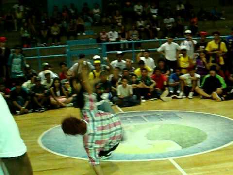Euro Battle Brasil 2011 - DF ZULU VS AMAZON BBOYS - Final