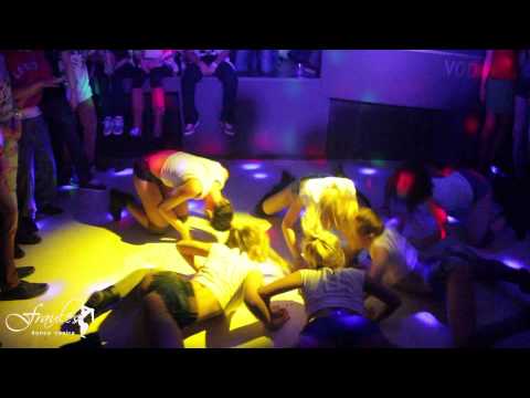 New new Dancehall and booty / twerk show bu Fraules gyals!  Leggo riddim, Tyga - Make it nasty