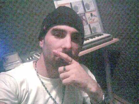 ZebeU - Vocea Din Ghetto.wmv