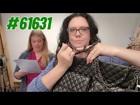 7X 61631 Badgley Mischka Weekender Bag/Purse