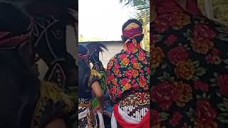 Download lagu Saat kekuatan pawang bersatu semua pemain jaranan pun kesurupan mp3