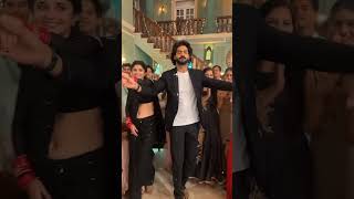 Download lagu Chand Jalne Laga Serial Latest Offsreen Masti 🤩✨#devra #fun #bts #vishalsingh #kanikamaan mp3