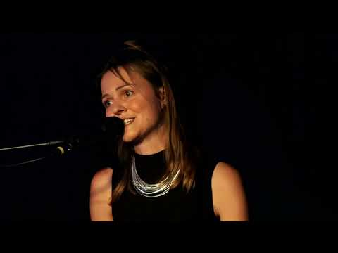 SLOW Sessions Bára Zmeková