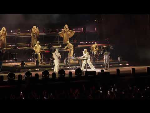 "Nove Maggio", Liberato live dal Circo Massimo davanti a 50mila persone