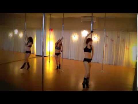 04.Thess Pole Art Show 9 - Level 4 (Kadebostany - Walking With A Ghost)