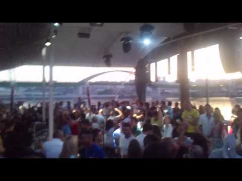 DJ Oysha live at Belgrade Sound club dropinng Sander Van Dorn - Koko 06:00AM !!!