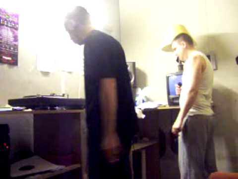 ERUPTION FM 101.3 2006 DJ SIKE AND MC REDEYE DEE IN THE STUDIO PT 2