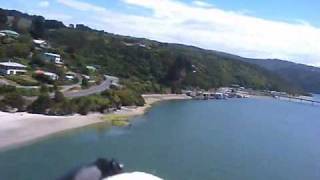 preview picture of video 'RC glider flight around theTaieri mouth (New Zealand)'