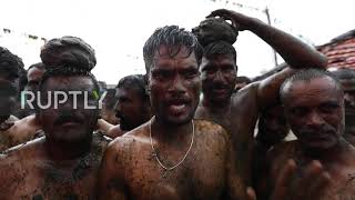 Video: Hindus worship God by engaging in 'Cow Dung Fight' ritual - Ruptly