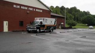 preview picture of video 'BRVRS Ambulance 152 Responding 5-17-09, DX5 Intersection Tone'