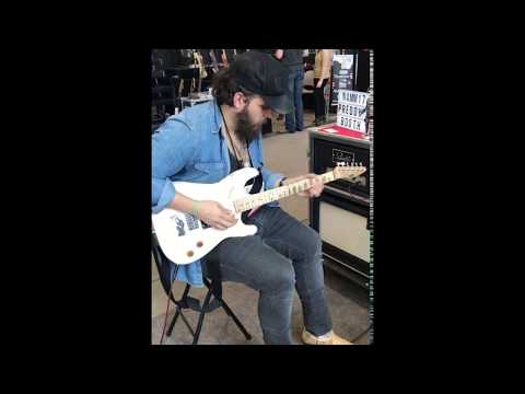 Summer NAMM 2017 - "Billi"