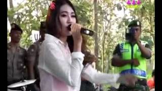 via vallen-lara hati-OM SERA 2016