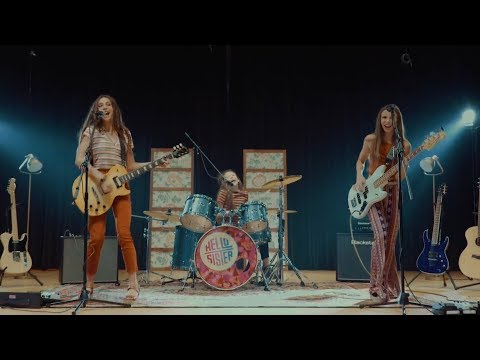 Hello Sister - Middle Schooler (Official Video)