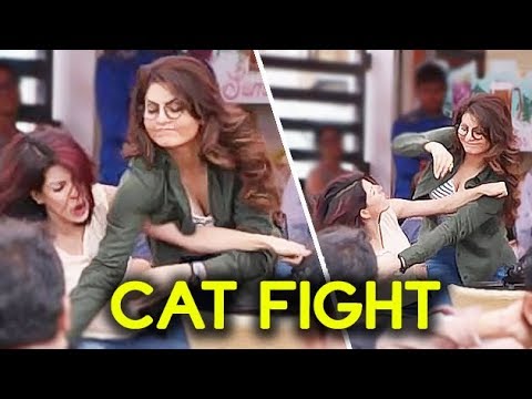 Urvashi Rautela FIGHT In Public | Mansha Telefilms