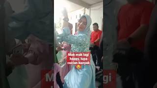 Download lagu joget mak mak viral 🤦#resepsi #pernikahan #pengantin #wedding #kondangan #hiburan #jedakjeduk mp3 Download lagu joget mak mak viral 🤦#resepsi #pernikahan #pengantin #wedding #kondangan #hiburan #jedakjeduk mp3