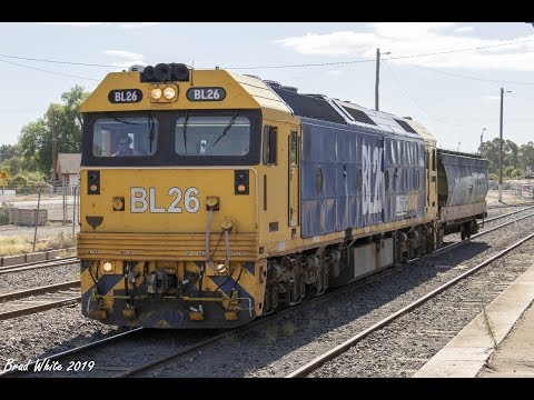 3,000hp for one wagon: BL26 and a VHGF on 7934V at Dunolly- 6/4/19