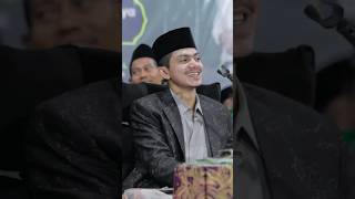 Download lagu Hayyajal Asywaq - Habib Zaidan #habibzaidan #sholawat #masukberanda #shorts #fyp mp3