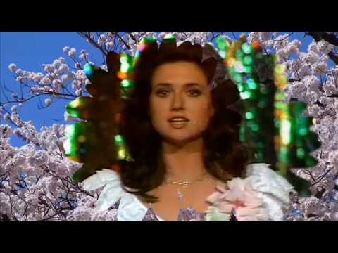 Gigliola Cinquetti singt ''Frühling'' auf Deutsch.