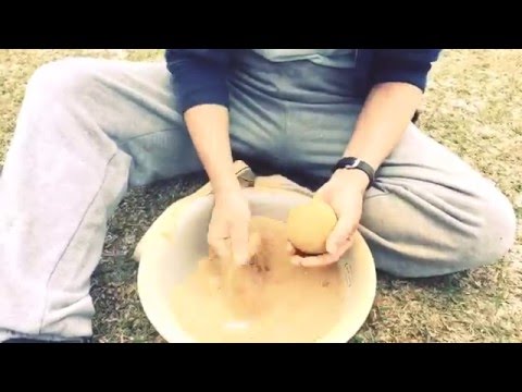 国際学科 泥だんご達人の手さばき（注：等倍です）