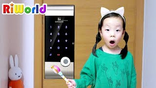 Escape the Room. Escape the house. video