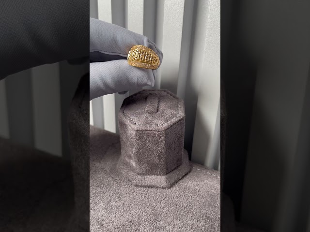 خاتم ذهب عيار 21 تصميم الماس الوزن : 5.1g