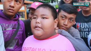 Download lagu Bang Ijal adu pantun mp3 Download lagu Bang Ijal adu pantun mp3