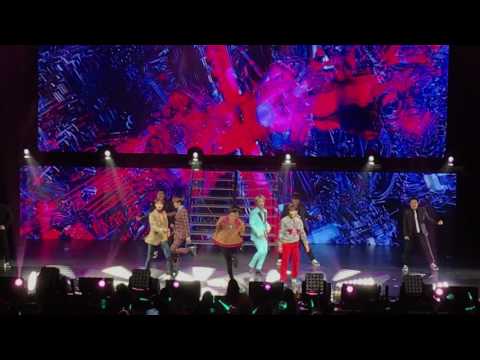 SHINee World V In Dallas Juliette