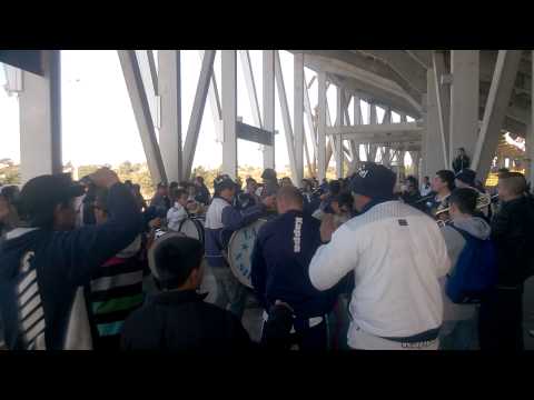 "Tema nuevo - YO SOY ARGENTINO,VOS SOS BOLIVIANO â™ª" Barra: La Fiel • Club: Talleres • País: Argentina