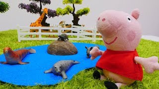 Peppa und Nicole bauen einen Zoo - Spaß mit Peppa Wutz