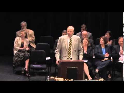 Thomas '76 Inducted as Honorary Member of Order of the Coif