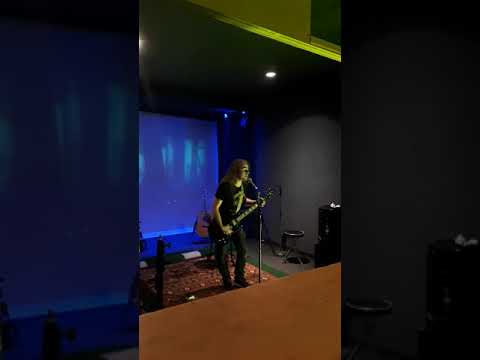 Gerry - Je chante comme un coyote (live au Bar du parc)