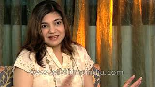 Alka Yagnik quotes William Shakespeare to explain &#39;Choli Ke Peeche Kya Hai&#39; song