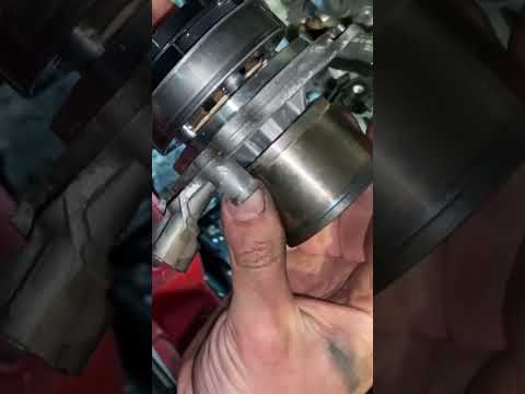 Original VAG electronic water pump vs Gates bypass pump #vag #tdi #waterpump #vwgolf