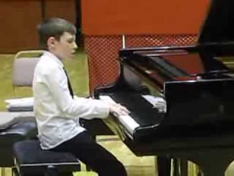 Csaba - tied a Steinway - zongoraverseny 2013.11.23