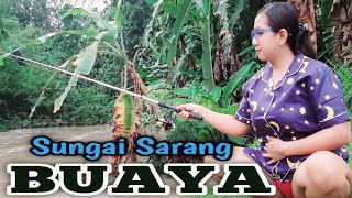 Download lagu Mancing di sungai besar hutan alam pedesaan yang indah mp3