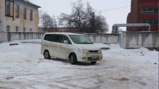 preview picture of video 'Nissan Serena Makeenkova'