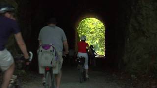 preview picture of video 'Katy Trail - Friends and Family'